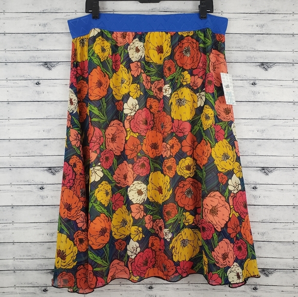 🆕️ LuLaRoe Poppy Flower Lola Skirt Sz 2XL